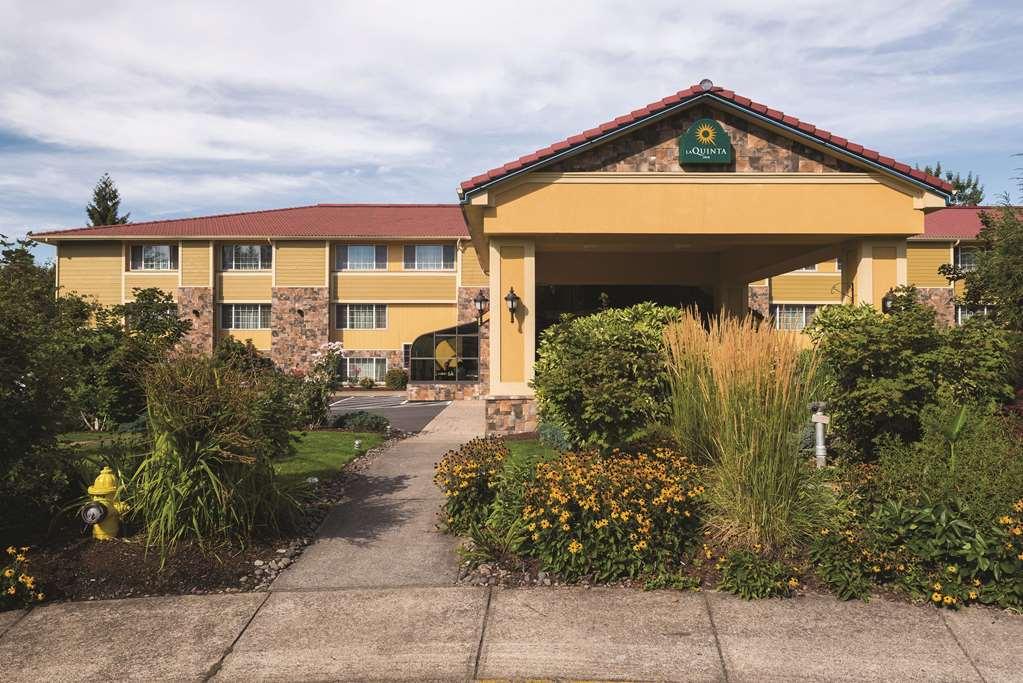 Best Western Plus Parkway Inn ウィルソンヴィル エクステリア 写真
