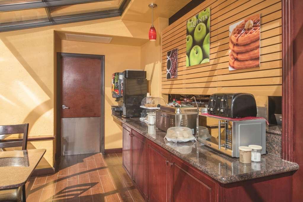 Best Western Plus Parkway Inn ウィルソンヴィル エクステリア 写真