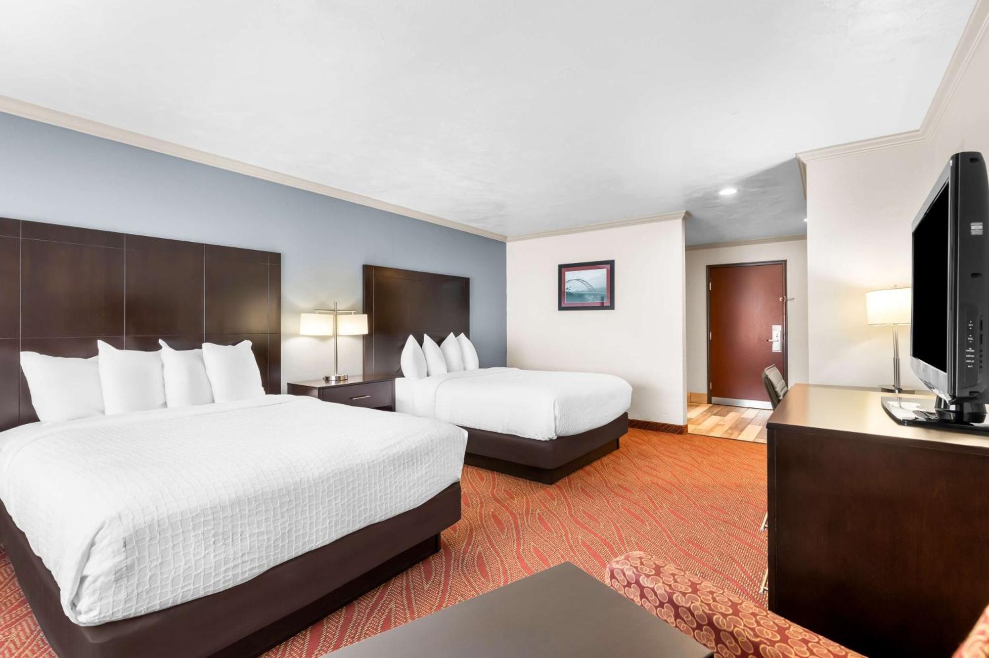 Best Western Plus Parkway Inn ウィルソンヴィル エクステリア 写真